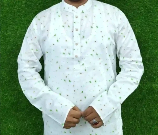 সাদা পাঞ্জাবি সবুজ স্টেপ